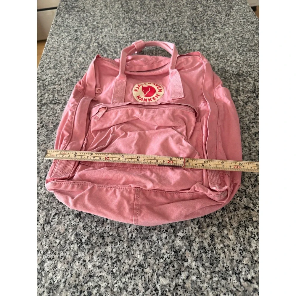 Fjallraven Kanken Backpack Unisex One Size Pink Good Classic Daypack Bag